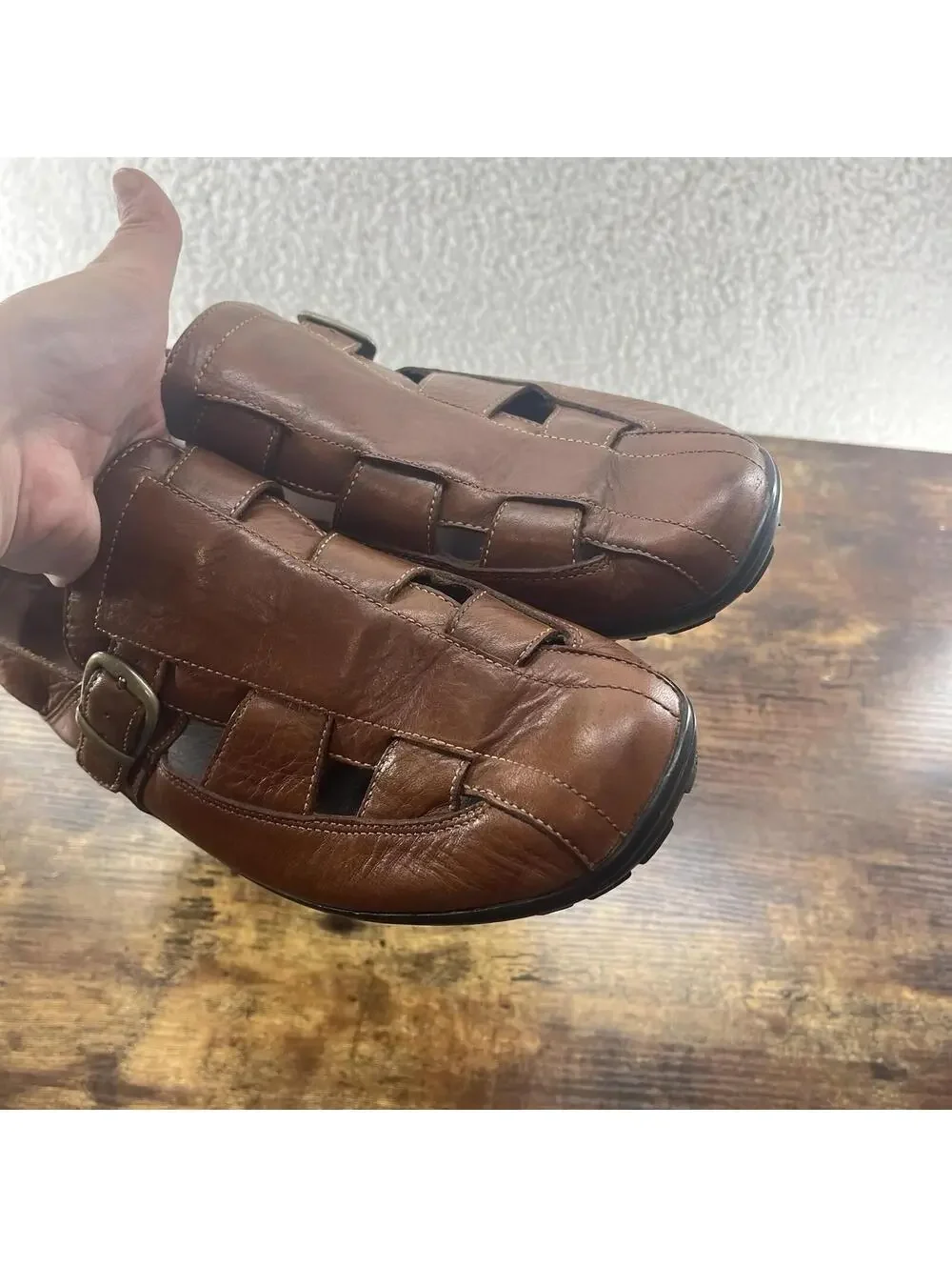 Cole Haan‎ Brown Leather Fisherman Sandals Shoes Buckle Vibram Soles Size 10.5M